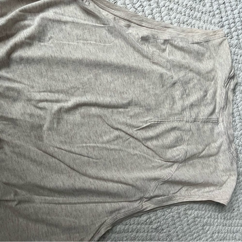 Lululemon Cropped Tank - Picture 5 of 5